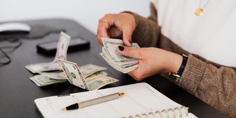 Tools That Help Improve Money Management